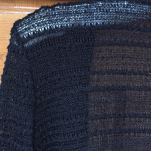 Long loose light weight sweater - Picture 4 of 5